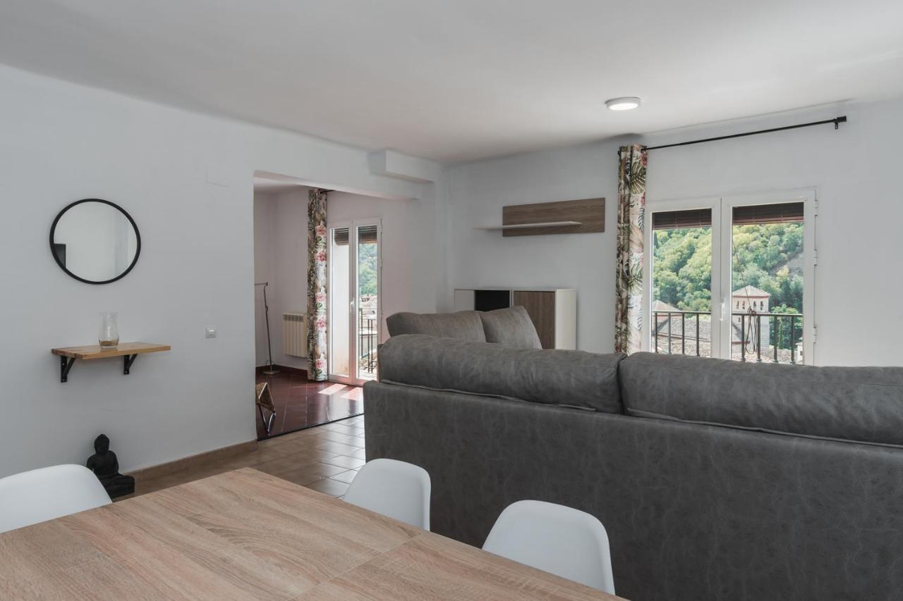 Tuguest Cobertizo Duplex Apartment Granada Exterior photo